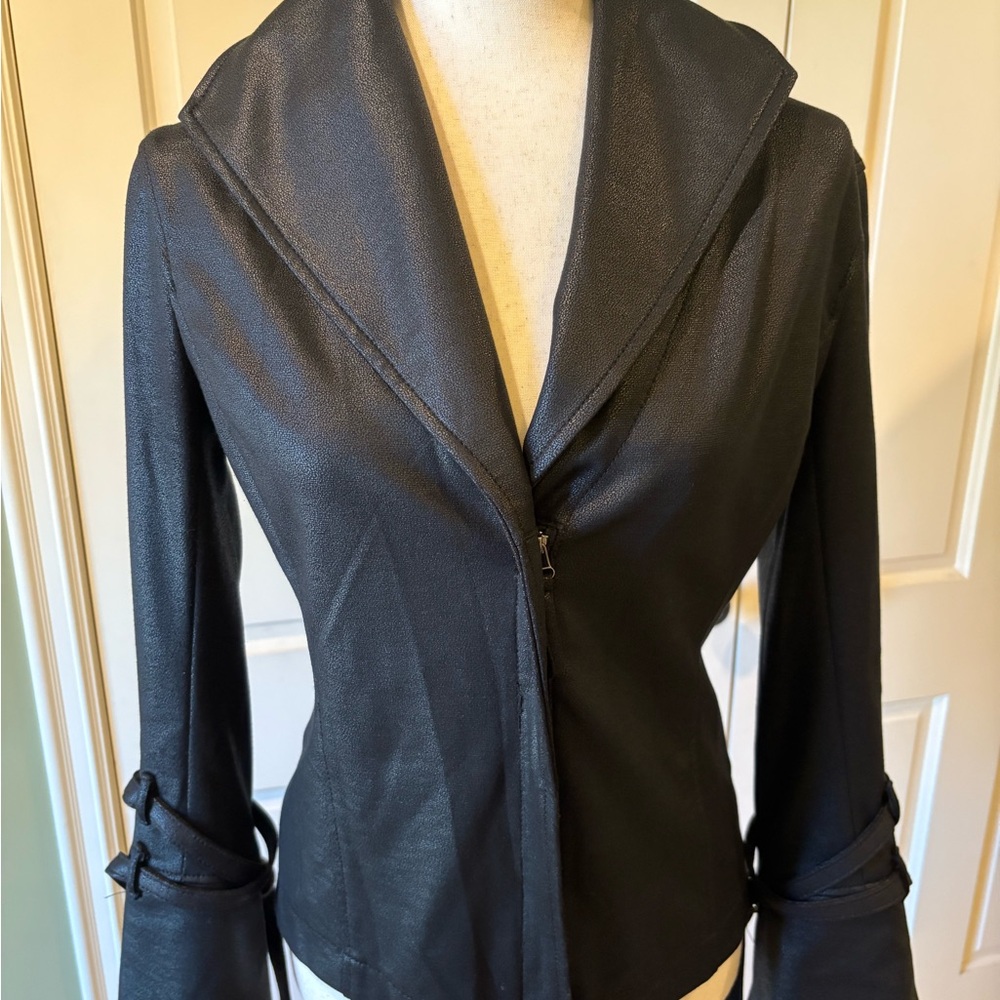 Max Studio Black Tailored Blazer with Notched Lapel